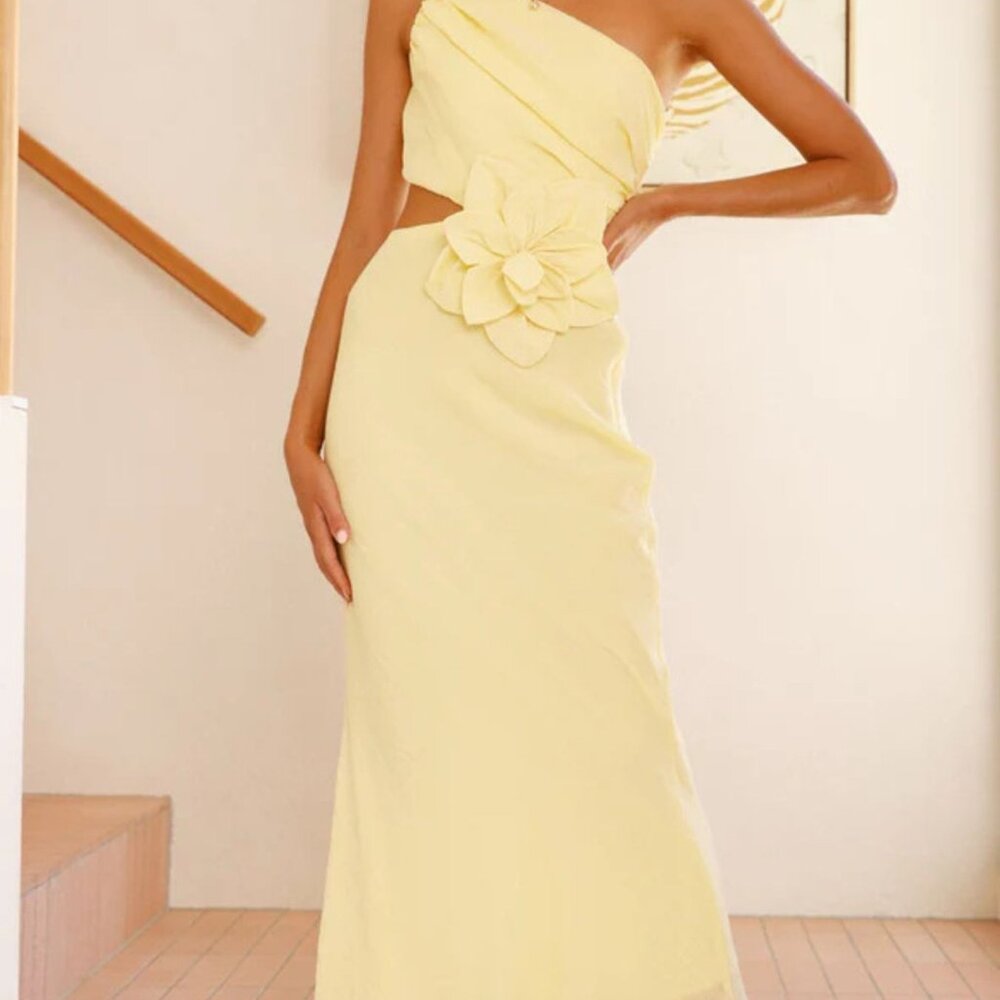 One-Shoulder Floral Cutout Dress